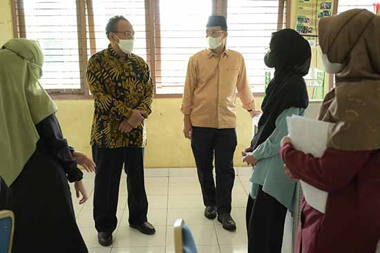 Jaga Kualitas Akademik Di Masa Pandemi (Sumber: HUMAS Universitas Riau)