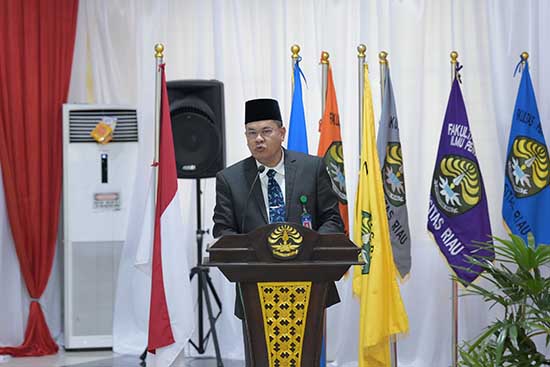 Bakal Calon Rektor UNRI Paparkan Visi Misi dan Program Kerja pada Rapat Senat (Sumber: HUMAS Universitas Riau)