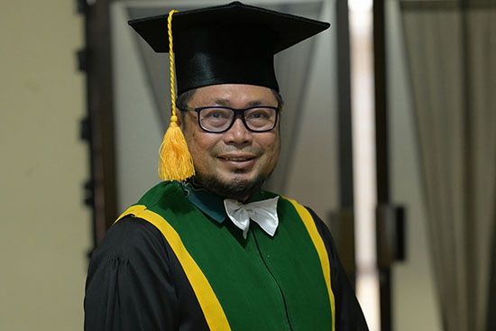 Dr Sofyan Husein Siregar MPhil (Sumber: HUMAS Universitas Riau)