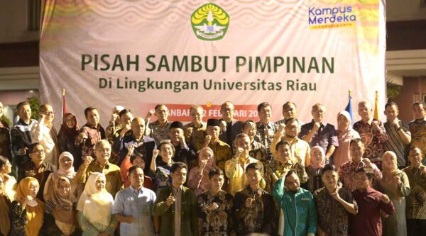 Mari Gotong Royong Bangun Pendidikan (Sumber: HUMAS Universitas Riau)