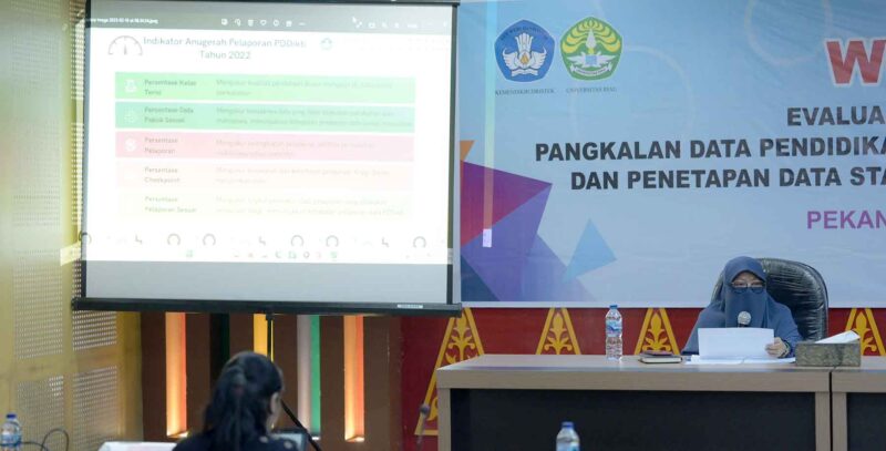 Workshop Penguatan dalam Pengelolaan Data (Sumber: HUMAS Universitas Riau)