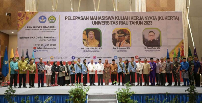Komitmen Bersama Percepatan Pembangunan Kesejahteraan Rakyat (Sumber: HUMAS Universitas Riau)