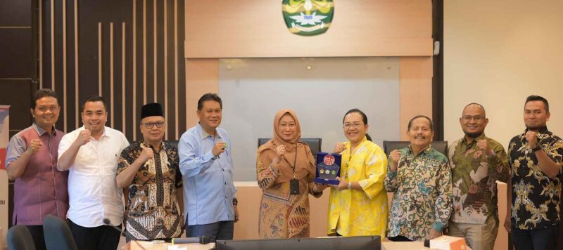 Berkolaborasi Membagun SDM Melalui Pendidikan (Sumber: HUMAS Universitas Riau)