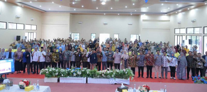 Zona Integritas Wujud Komitmen Bersama (Sumber: HUMAS Universitas Riau)