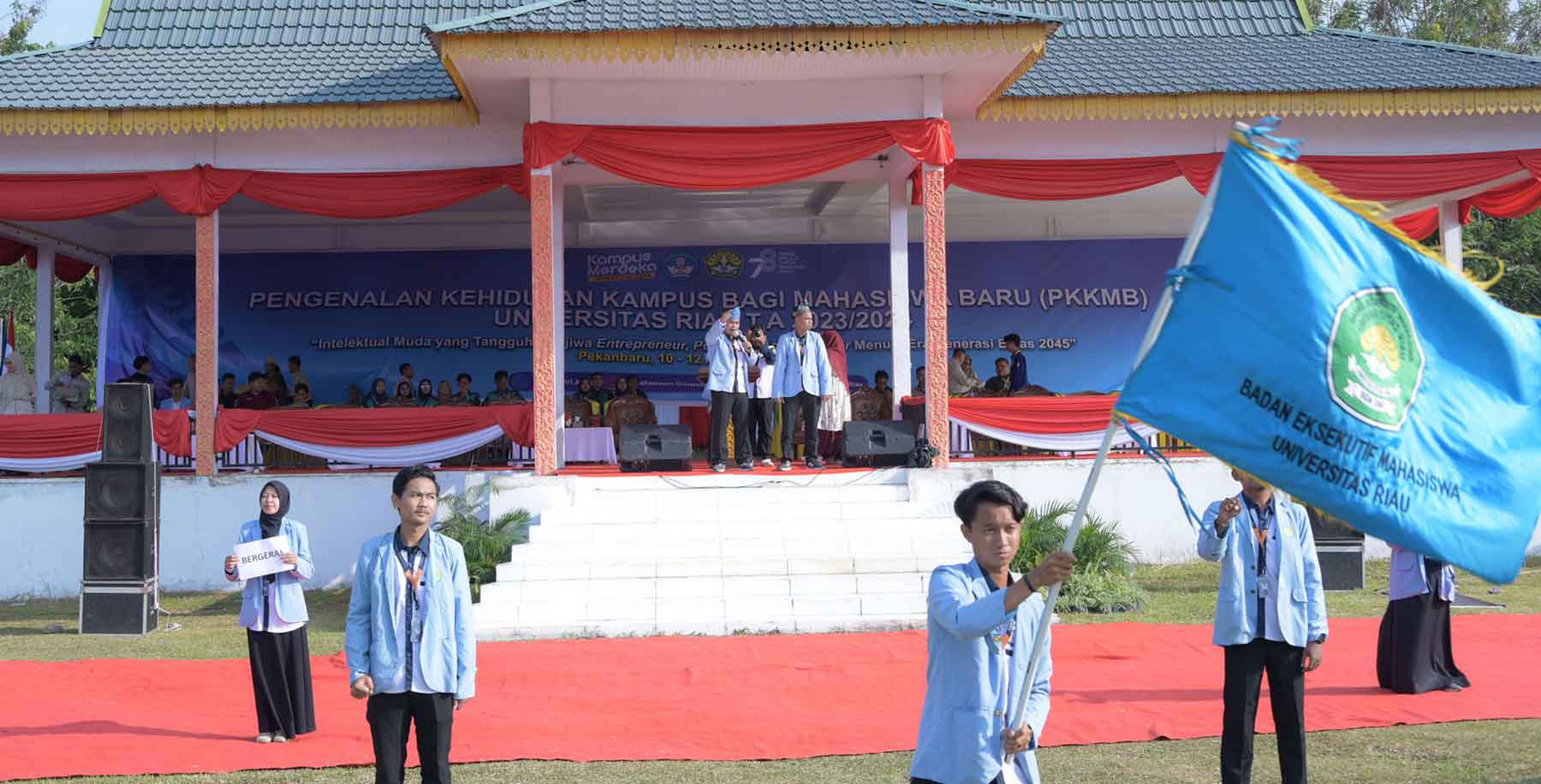 Mahasiswa Baru UNRI 2023 Unggul dan Berdaya Saing Tinggi (Sumber: HUMAS Universitas Riau)