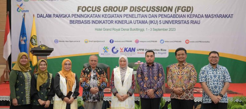 Batik UNRI itu Bernama Batik Riau Prestasi (Sumber: HUMAS Universitas Riau)