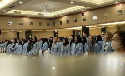 Mahasiswa Kukerta MBKM UNRI Ikuti Bimtek SPBE Pemkab Siak (Sumber: HUMAS Universitas Riau)