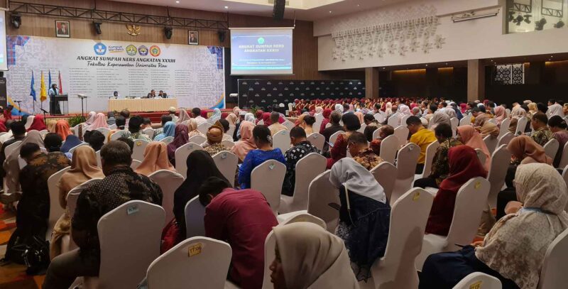 96 Lulusan Program Profesi Ners FKp UNRI Angkat Sumpah (Sumber: HUMAS Universitas Riau)