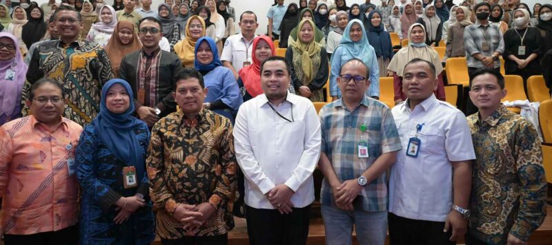Dirut BPJS Kesehatan Beri Kuliah Umum Mahasiswa Kedokteran UNRI (Sumber: HUMAS Universitas Riau)