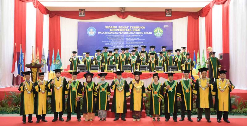 Tambah 13 Orang Guru Besar, UNRI Kini miliki 107 orang Profesor (Sumber: HUMAS Universitas Riau)