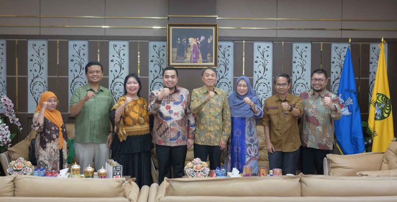 Terima Kunjungan KONJEN Jepang, Rektor UNRI Buka Peluang Kerja Sama (Sumber: HUMAS Universitas Riau)