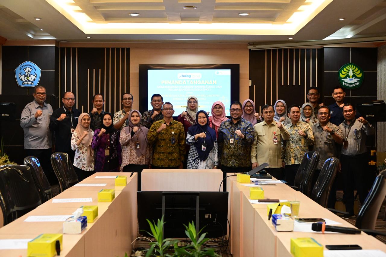Unri dan Perum Bulog Kanwil Riau-Kepri Perkuat Sinergi Melalui Penandatanganan MoU dan PKS