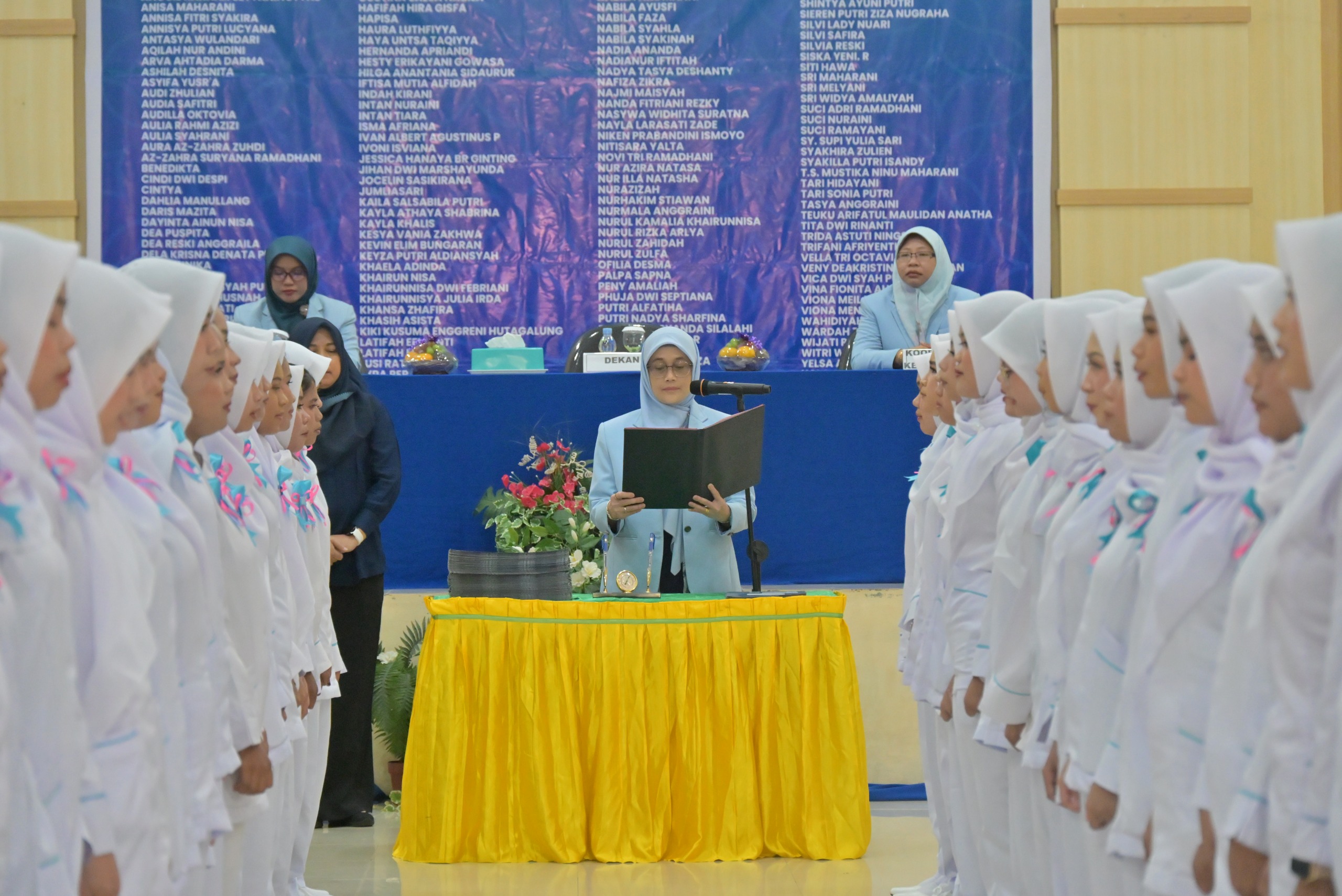 Semangat Membangun Kampung Sehat, 242 Mahasiswa Keperawatan lakukan Janji Kepaniteraan dan Pelepasan Mahasiswa Kukerta Berdampak Tahun 2026