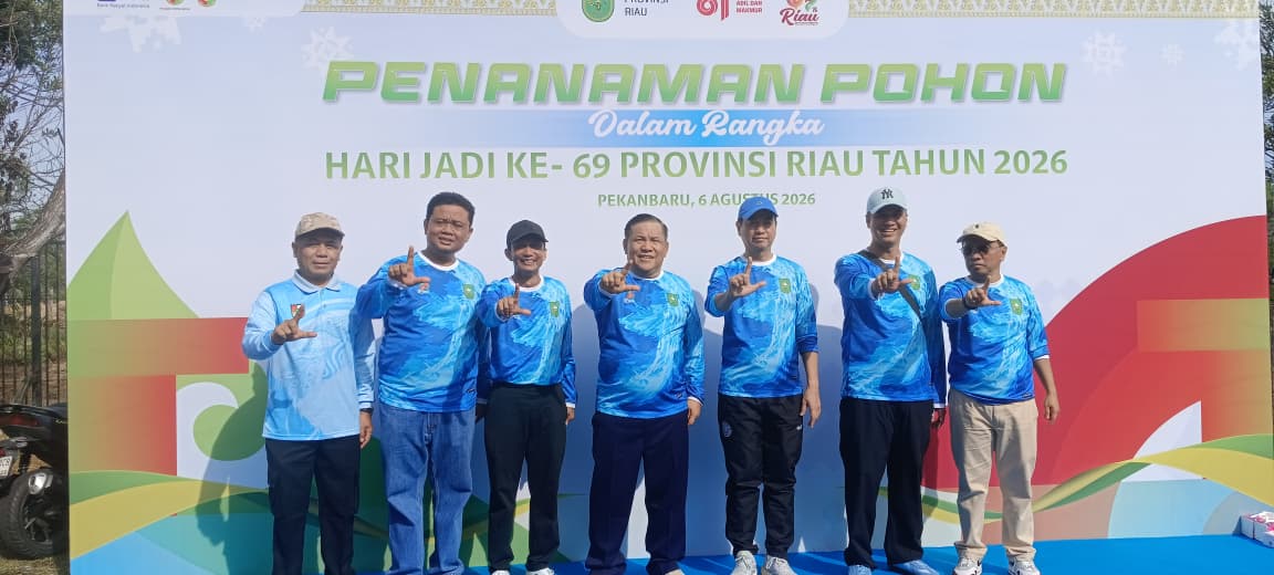 Unri Dukung Aksi Penanaman Pohon Bersempena Hari Jadi Ke-69 Provinsi Riau