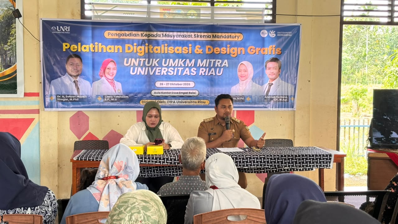 Tingkatkan Kompetensi Pelaku Usaha, Tim Pengabdian Unri Berikan Pelatihan Digital bagi UMKM di Desa Empat Balai Kampar